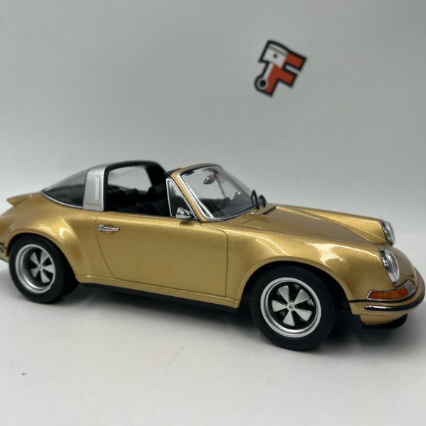 Porsche 911 Singer Targa Gold