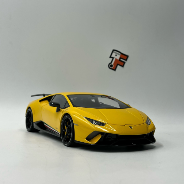 Lamborghini Huracan Performante 2017 (Giallo inti)