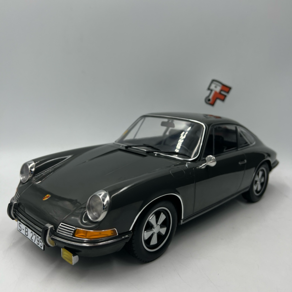 Porsche 911 S 1970 Slate Grey