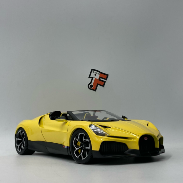 Bugatti Mistral W16 Jaune 2023