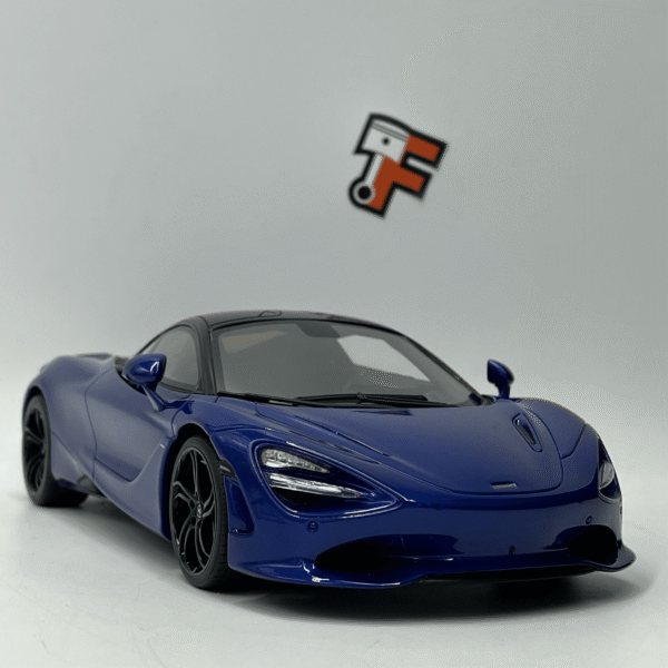 McLaren 750S Coupé Blue 2023
