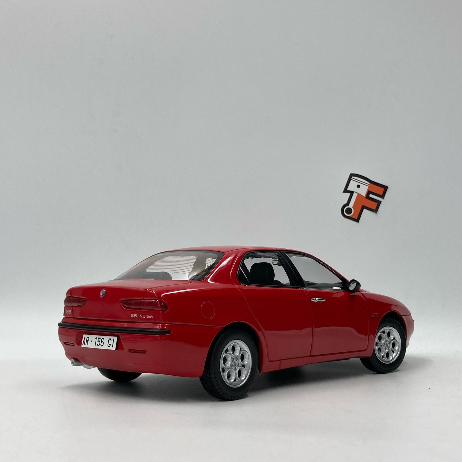 Alfa Romeo 156 2.5 V6 Rosso Alfa 1997 – Image 3