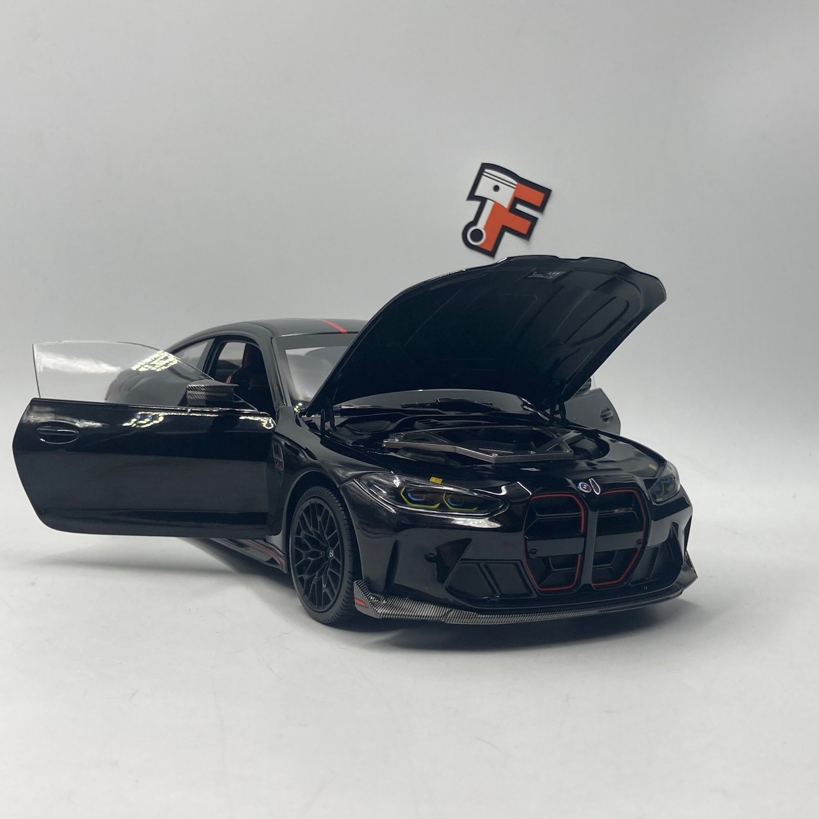 BMW M4 CSL (G82) 2023 Saphir Noir 1/18 – Image 9