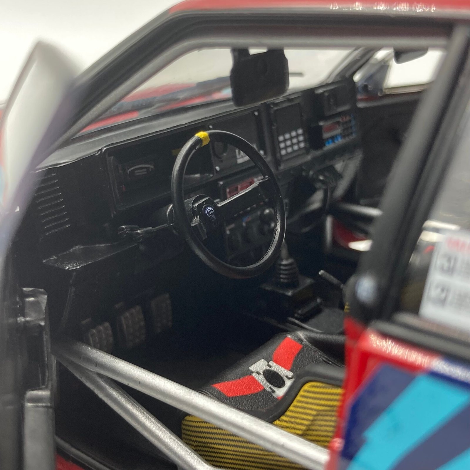 Lancia Delta HF Integrale Rally San Remo 1989 – Image 9