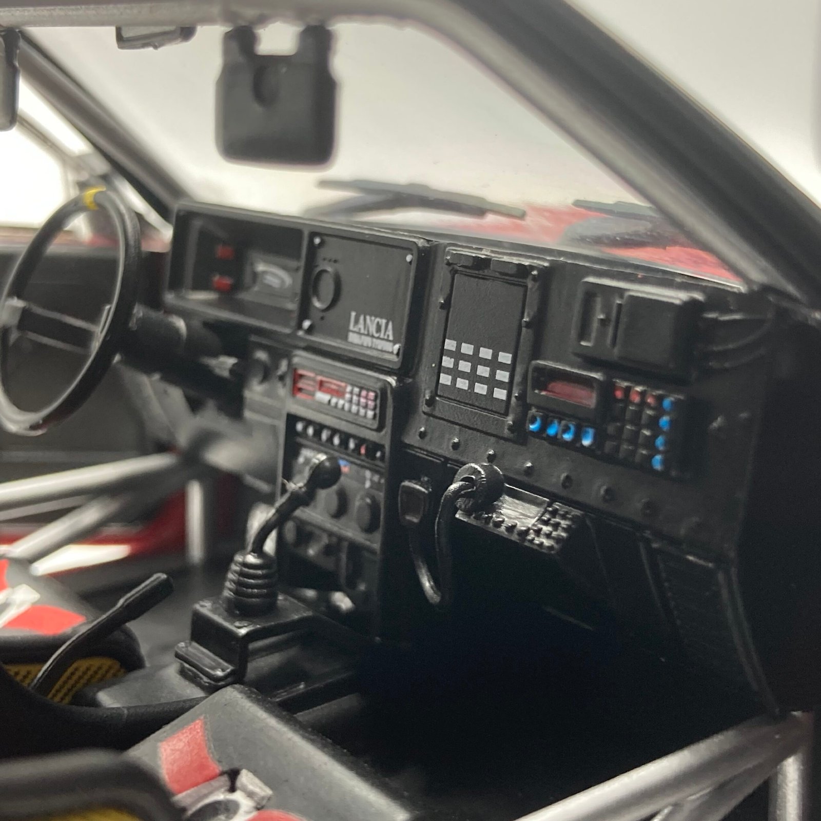 Lancia Delta HF Integrale Rally San Remo 1989 – Image 10