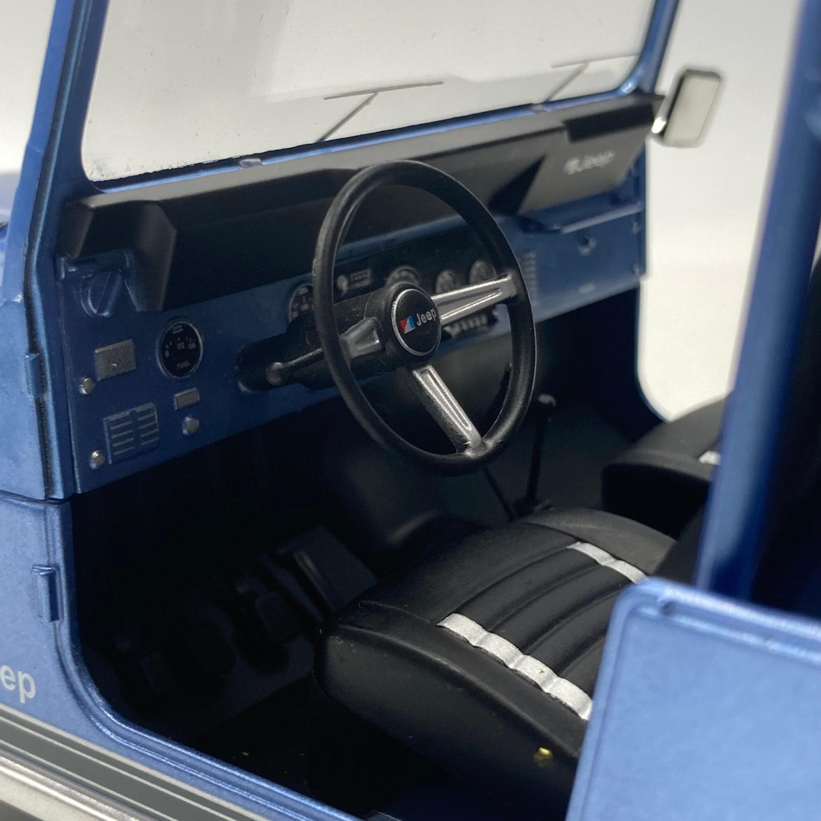 Jeep CJ-7 Laredo Blue – Image 10